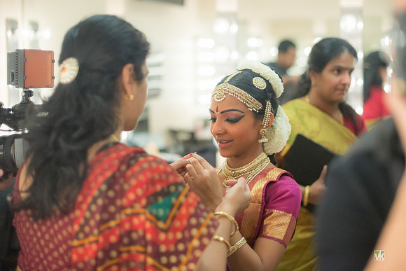 Dharshana_6004117