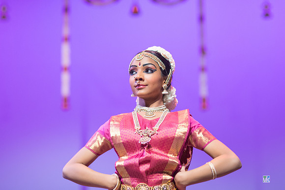 Dharshana_6004342