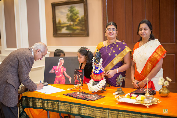 Dharshana_6004169