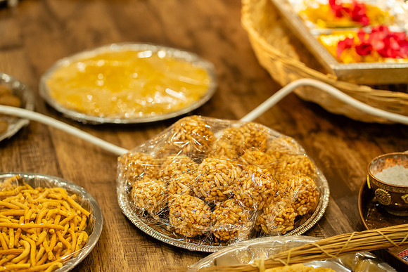Panguni Uthram_NA402222