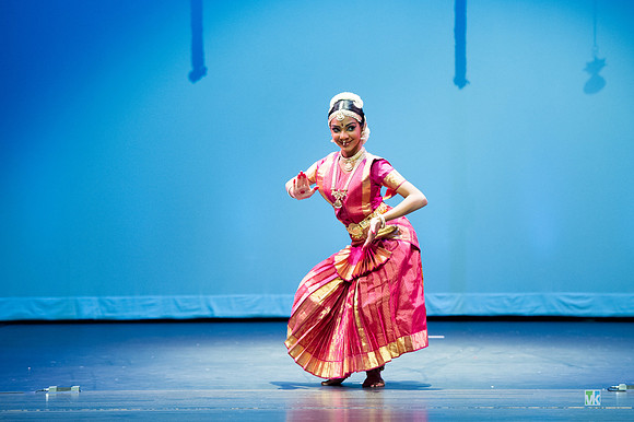 Dharshana_D3S3566