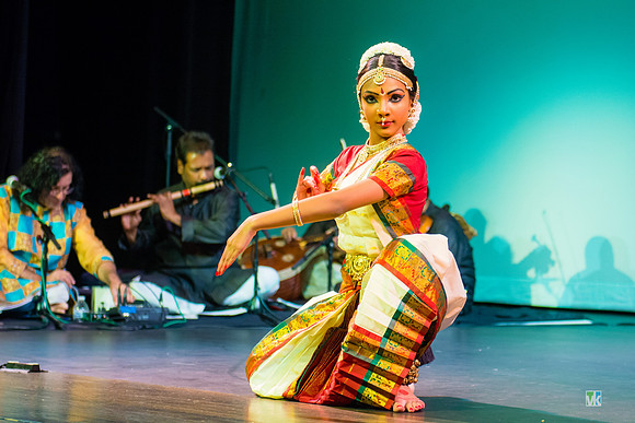 Dharshana_1117313