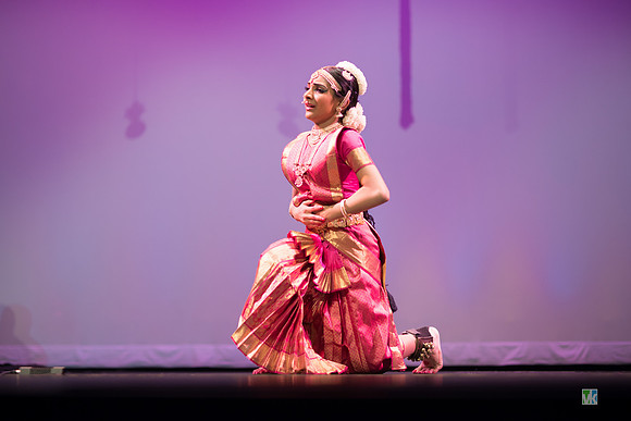 Dharshana_6004379