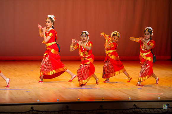 Samyuktam AR2016__D3S8371