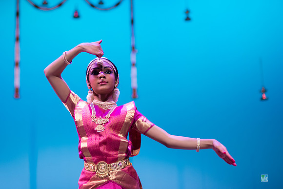 Dharshana_6004491