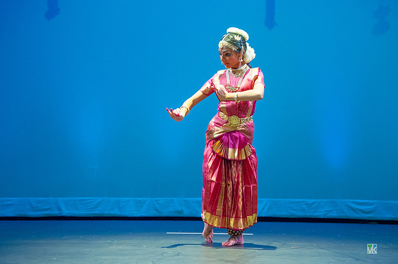 Dharshana_D3S3675