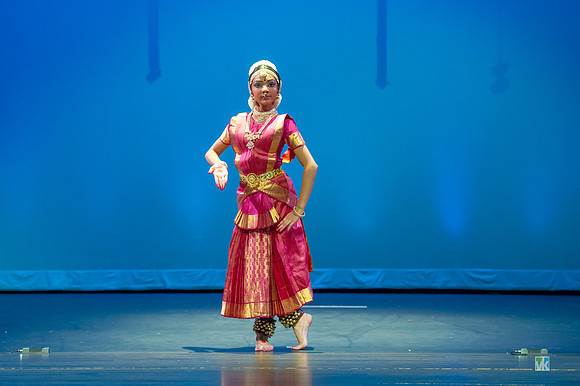 Dharshana_D3S3673