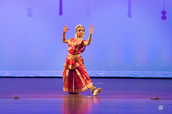 Dharshana_1116378