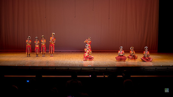 Samyuktam AR2016__7502510