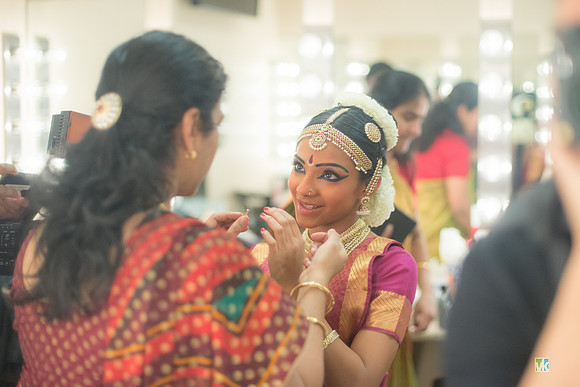 Dharshana_6004116