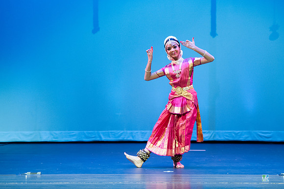 Dharshana_D3S3460