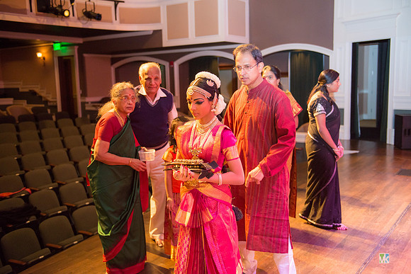 Dharshana_6004021