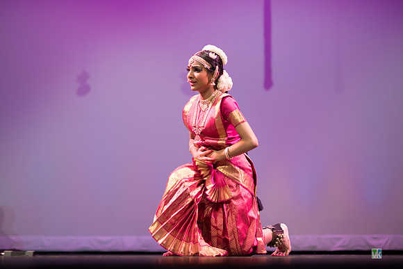 Dharshana_6004380